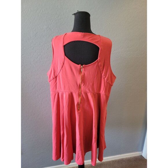 Torrid Red/Orange Knee Length Sleeveless Zipper Pockets Size 4 Casual Date Night - Picture 5 of 11